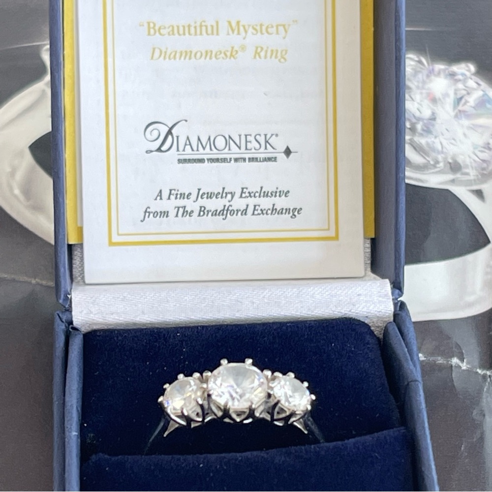 Size 10 Beautiful Mystery Ring-Bradford Exchange